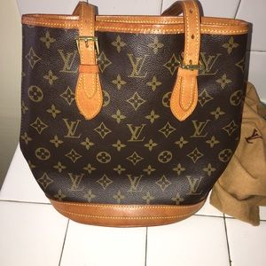 LV Bucket Bag